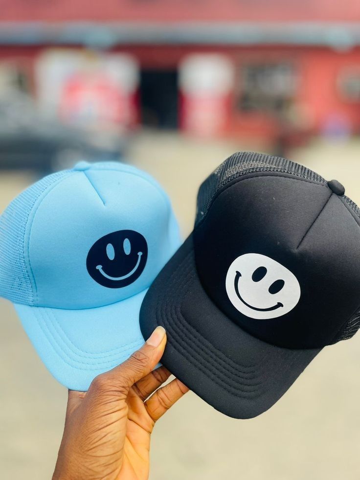 Why Custom Hats Are the New Must-Have Accessory for Every Occasion